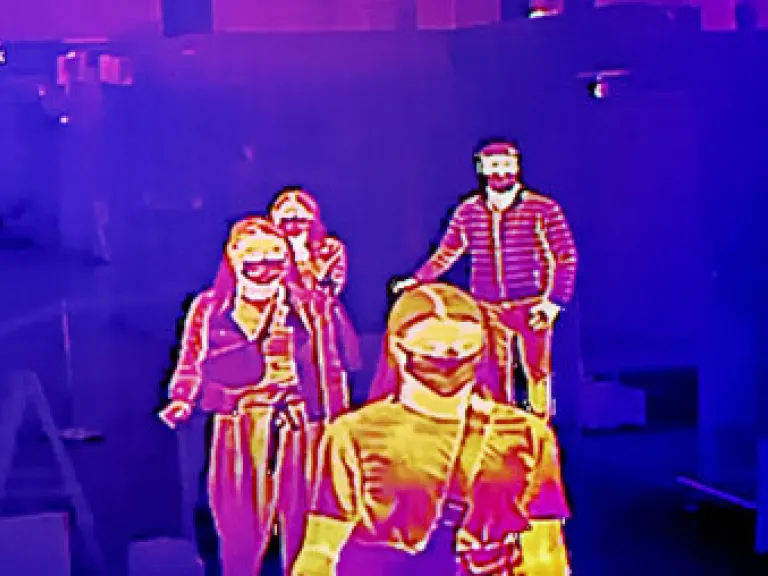 Thermal-camera-at-airport