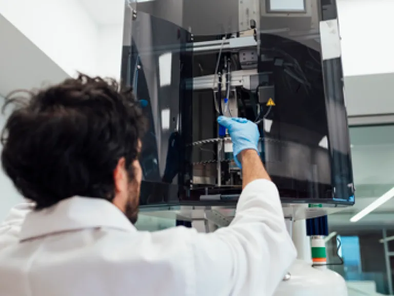 Mass-Spectrometer