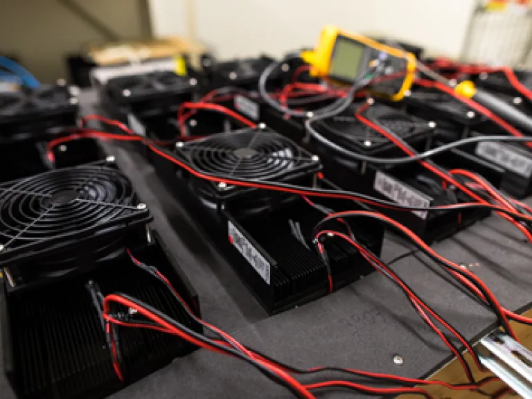 Testing-thermoelectric-cooler-assemblies