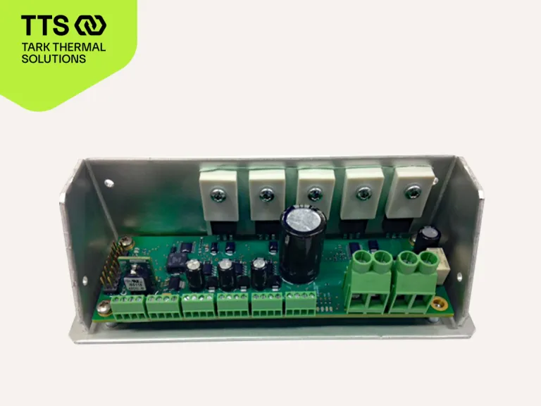 bi-directional-microcontrollers-monitor-and-protect-medical-equipment app note thumbnail